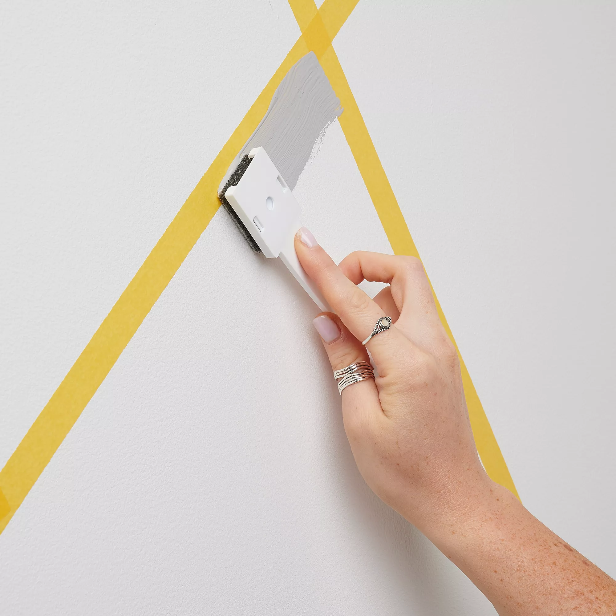 Harris Seriously Good Woven Medium Pile Decorating Set, 8 Pieces 6 Harris Seriously Good Woven Medium Pile Decorating Set, 8 Pieces - Image 4