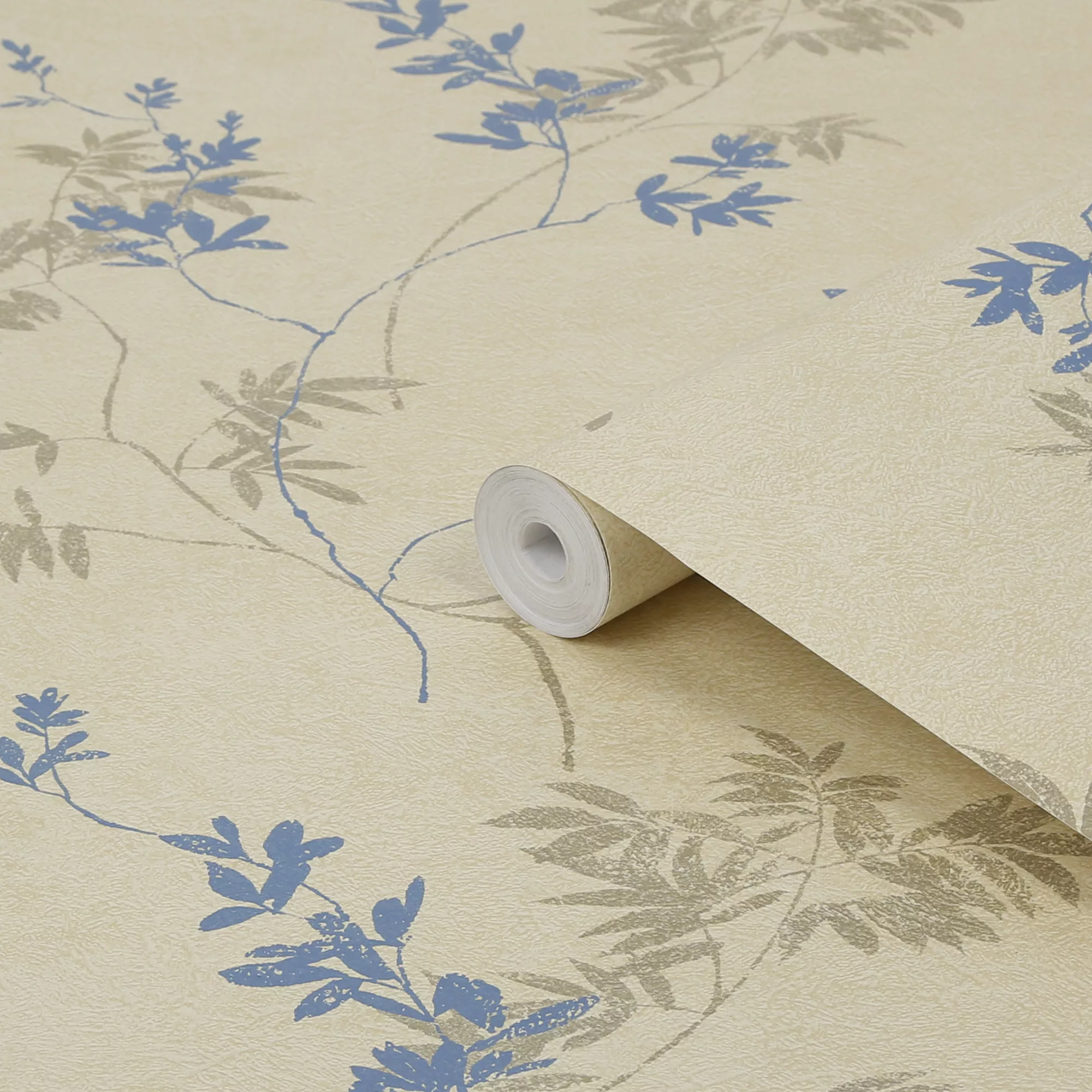 Laura Ashley Mari Gold Floral Smooth Wallpaper 3 Laura Ashley Mari Gold Floral Smooth Wallpaper