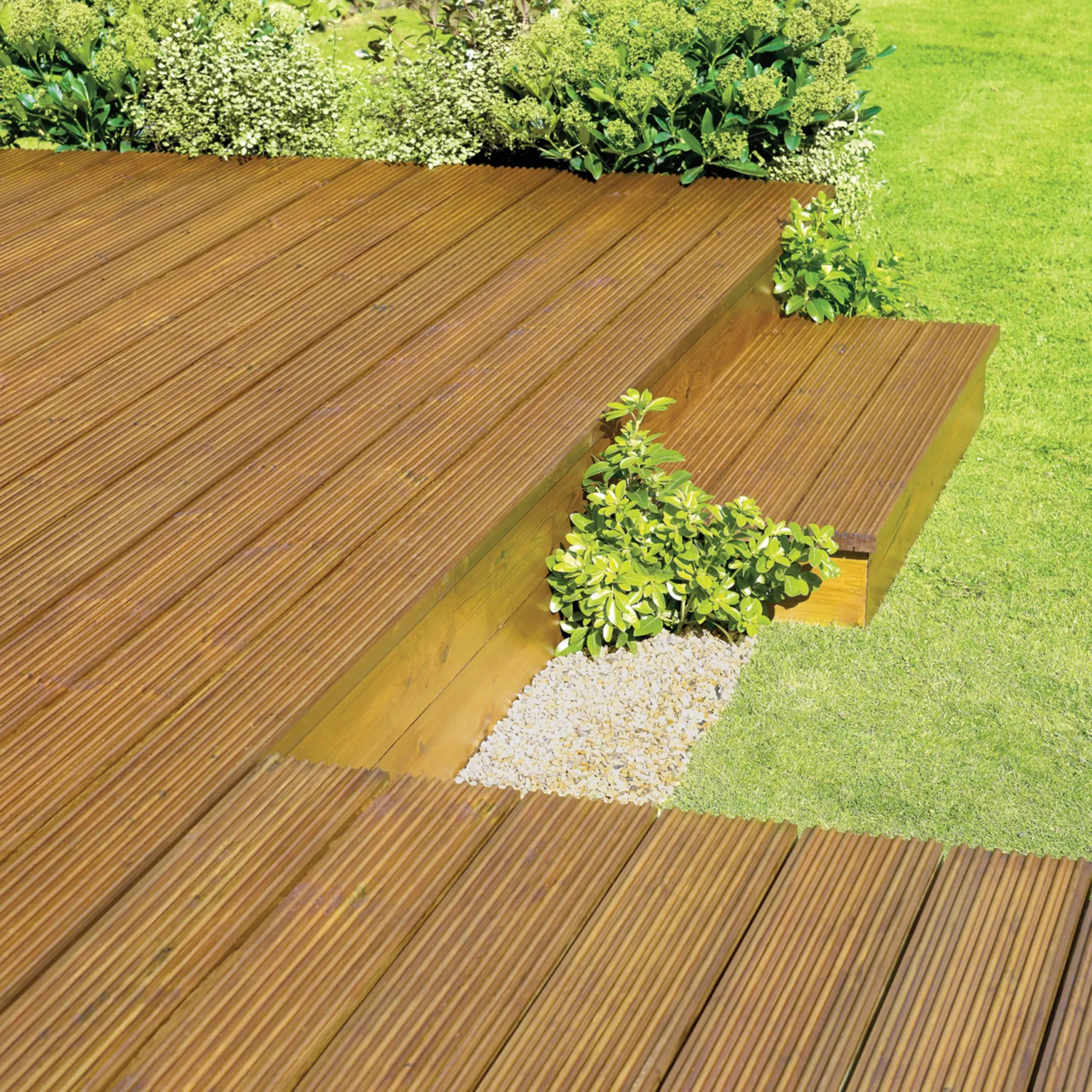 Ronseal Ultimate Natural Oak Decking Wood Oil, 2.5L 5 Ronseal Ultimate Natural Oak Decking Wood Oil, 2.5L - Image 3