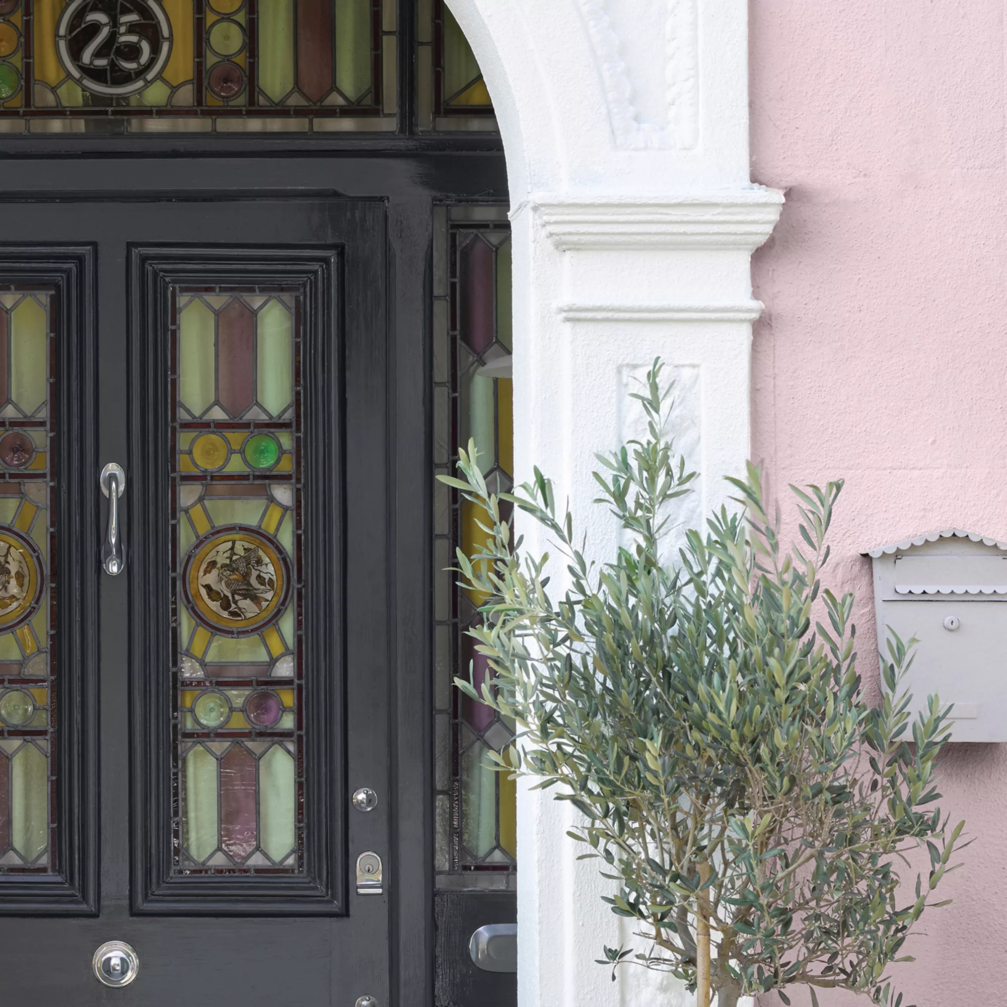 Sandtex Somerset Pink Matt Masonry Paint, 5L Tub 10 Sandtex Somerset Pink Matt Masonry Paint, 5L Tub - Image 8