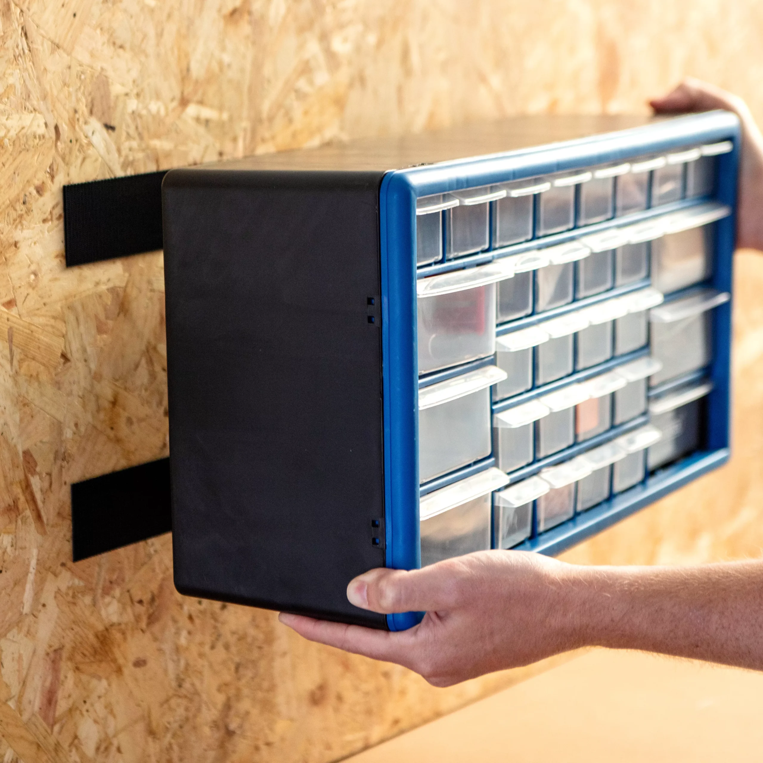 Velcro Brand Black Hook & Loop Tape (L)2.5m (W)50mm 6 Velcro Brand Black Hook & Loop Tape (L)2.5m (W)50mm - Image 4