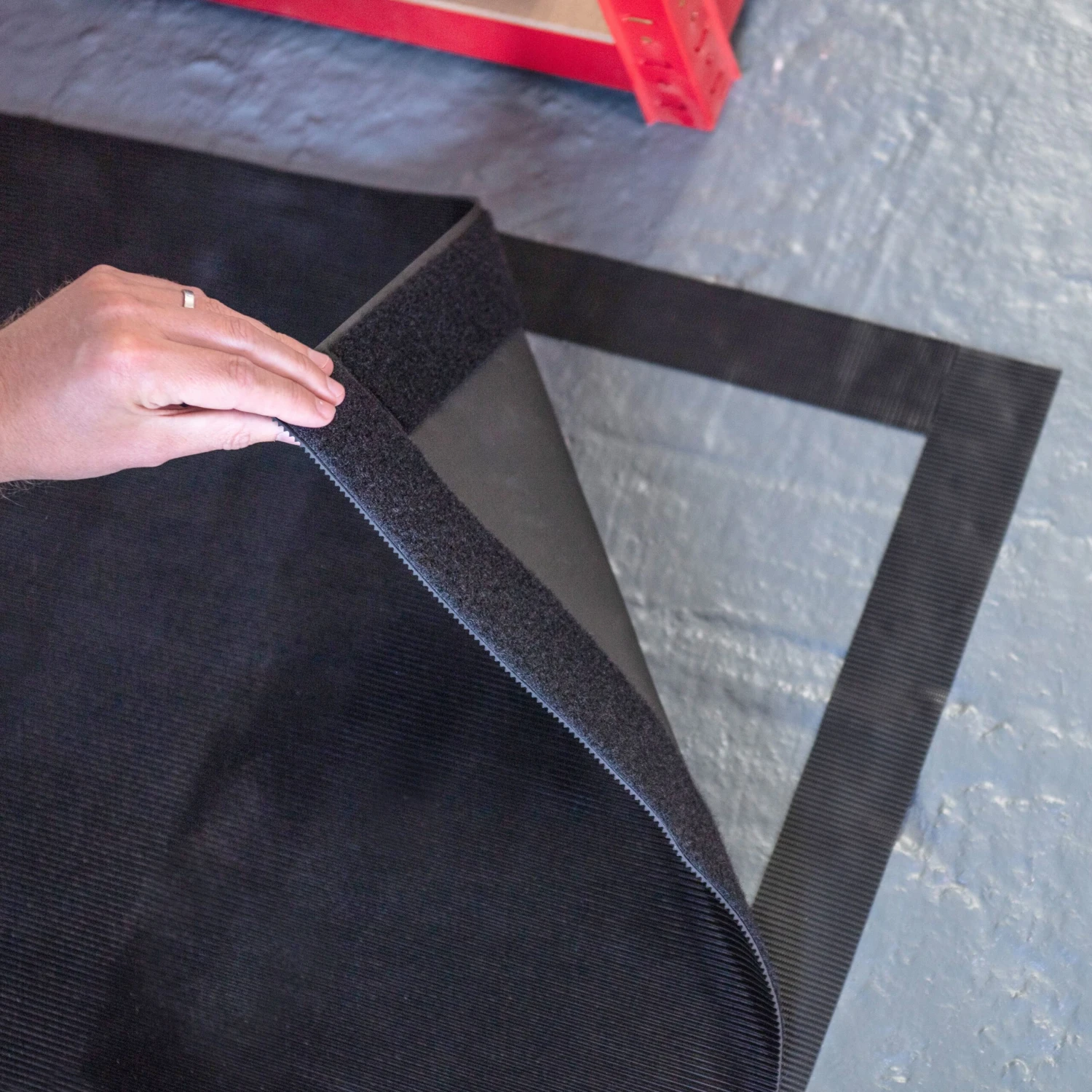 Velcro Brand Black Hook & Loop Tape (L)2.5m (W)50mm 9 Velcro Brand Black Hook & Loop Tape (L)2.5m (W)50mm - Image 7